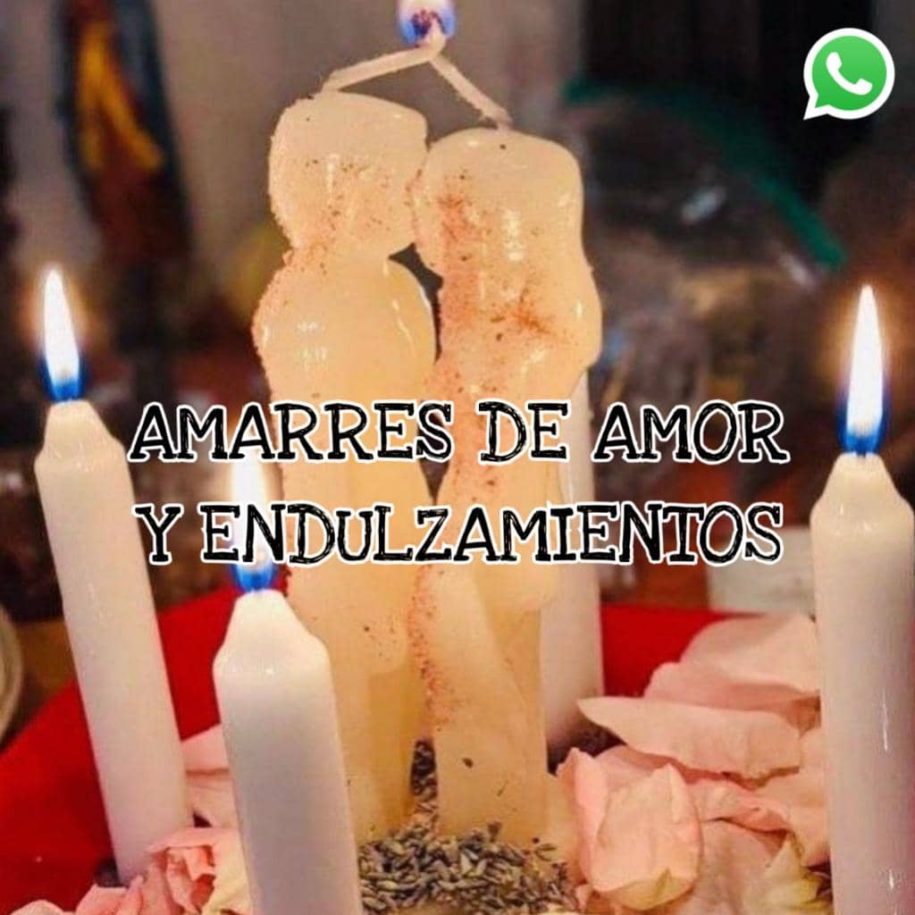 Representación artística de un hechizo de amor con velas y símbolos mágicos